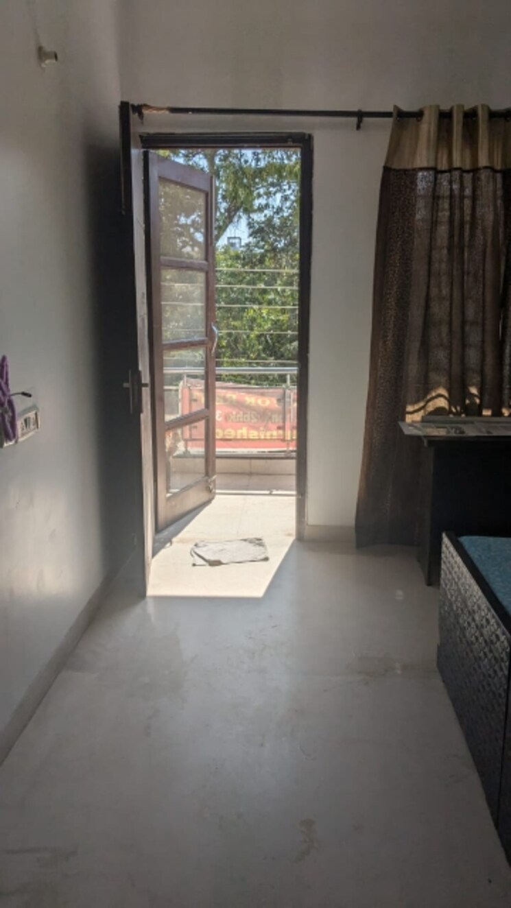 Room, sector 31 3 Bedroom 160 Sq.Yd. Builder Floor In Sector 31 Gurgaon 8684774