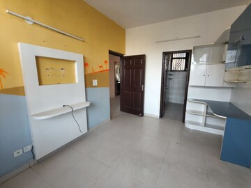 Room in 3 BHK Builder Floor at SS The Lilac, Sector 49 – for Rent