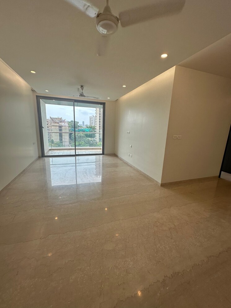 Room, oberoi-maxima 3 Bedroom 1900 Sq.Ft. Apartment In Andheri East Mumbai 8684812