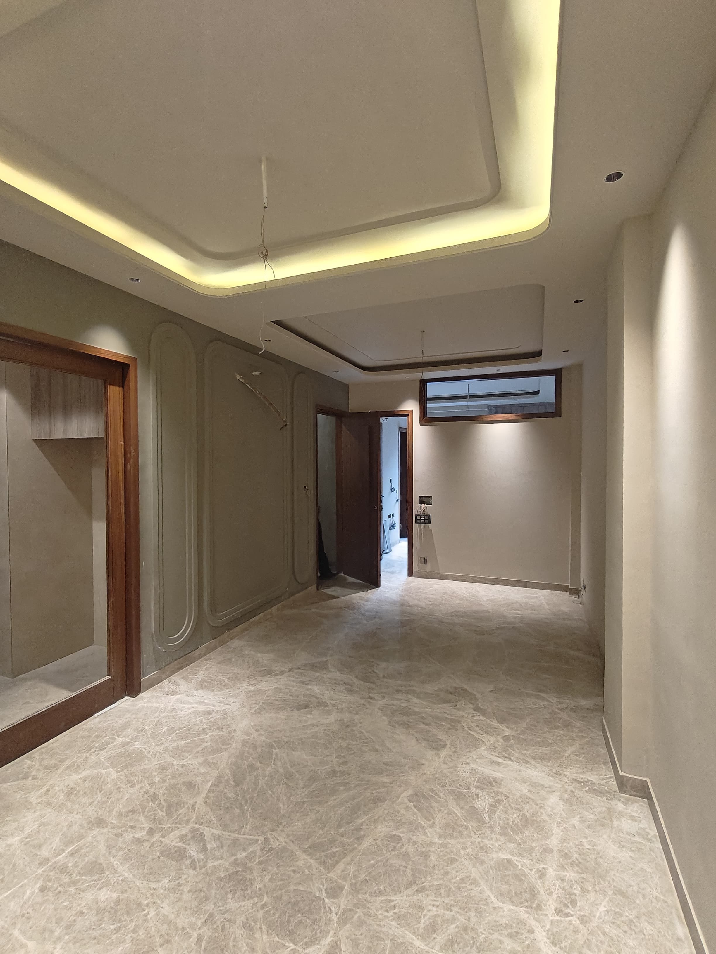 3 BHK + Servant Room Independent House For Sale in Saket