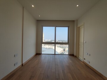 Room in 3 BHK Apartment at Bhartiya Leela Residences, Thanisandra Main Road – for Rent