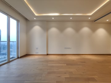 Room in 3 BHK Apartment at Bhartiya Leela Residences, Thanisandra Main Road – for Rent
