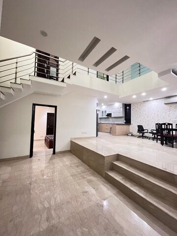 5 BHK Independent House For Rent in RWA Apartments Sector 108, Sector 108
