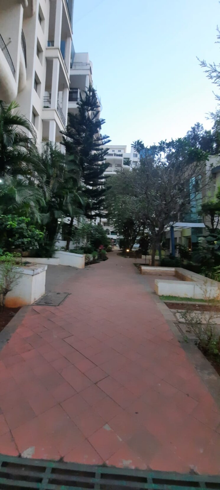  Parking, westend-mall 2 Bedroom 1300 Sq.Ft. Apartment In Aundh Pune 8684873