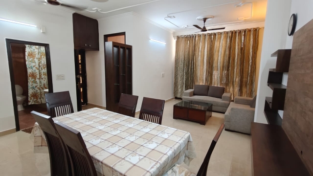 2 BHK Builder Floor For Rent in Sector 31
