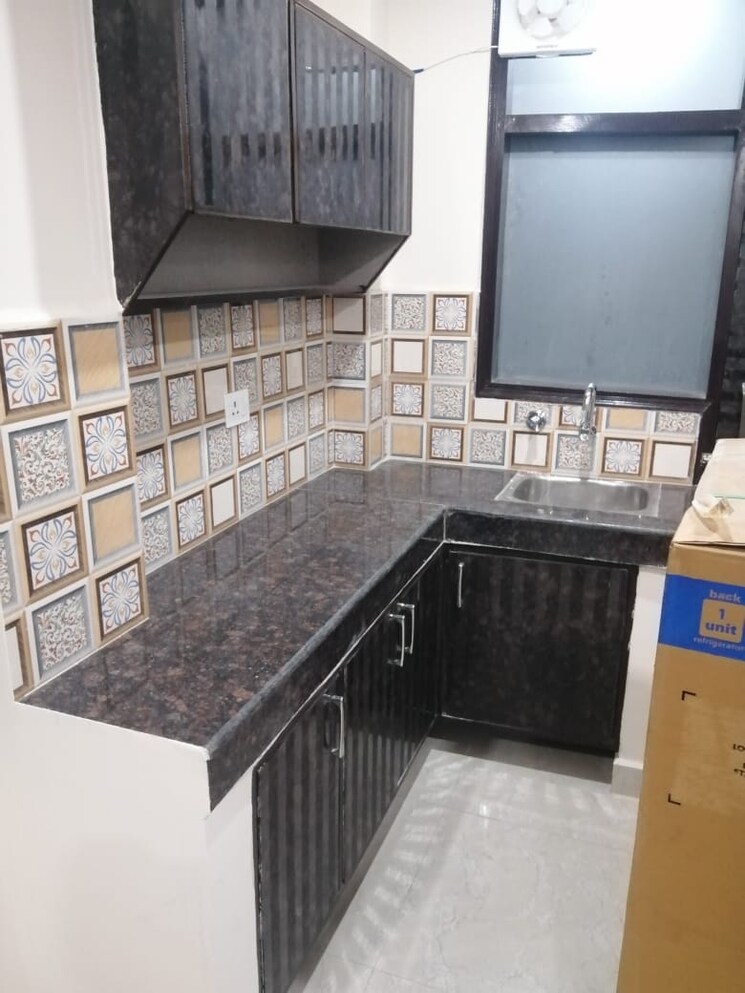 Kitchen, dlf city phase 3 Studio 300 Sq.Ft. Apartment In Dlf City Phase 3 Gurgaon 8684911