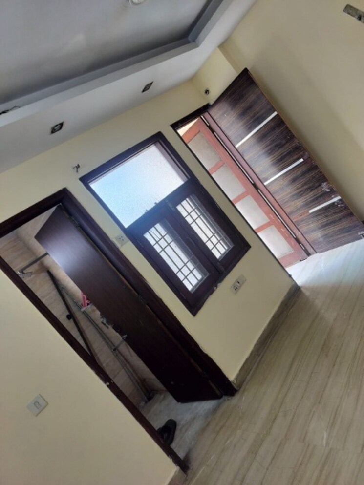 undefined, ramesh nagar 3 Bedroom 1000 Sq.Ft. Builder Floor In Ramesh Nagar Delhi 8684936