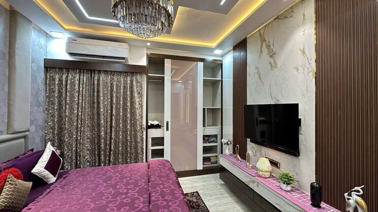 Bedroom, lodha-luxuria-priva 3 Bedroom 1755 Sq.Ft. Apartment In Majiwada Thane 8684921