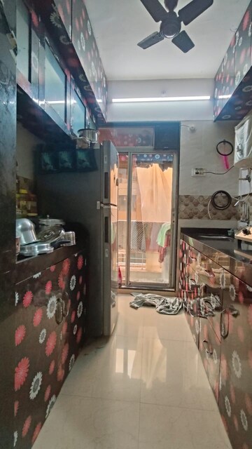 Living Room in 2 BHK Apartment at Sector 37 – for Rent
