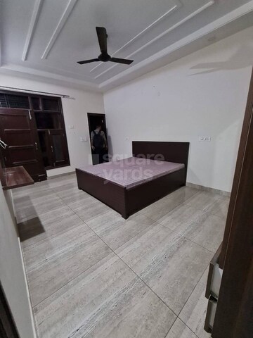 Bedroom in 3 BHK Apartment at Dhakoli – for Rent