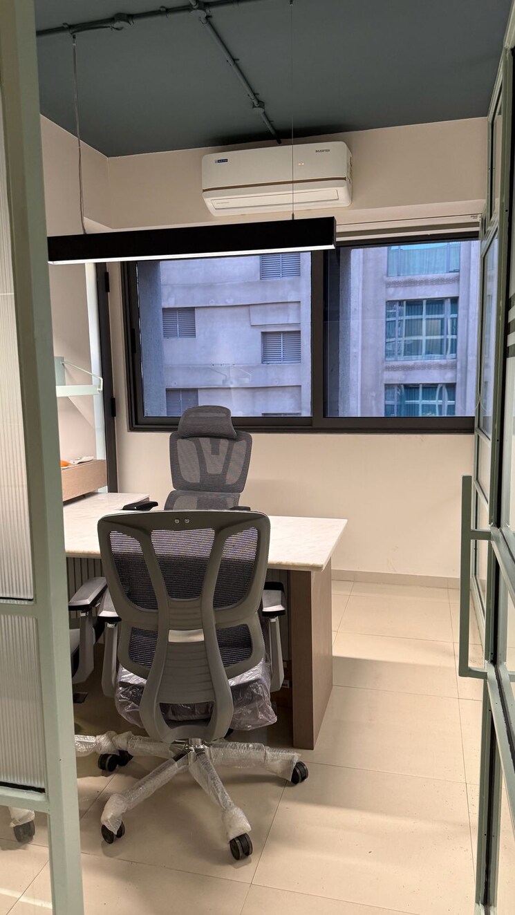 Team Area, synthesis-the-first Commercial Office Space 1200 Sq.Ft. In Vastrapur Ahmedabad 8684975