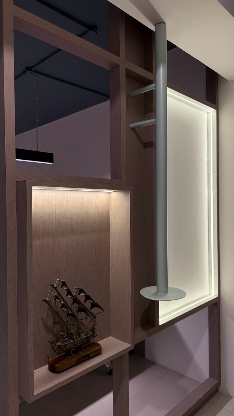 Room, synthesis-the-first Commercial Office Space 1200 Sq.Ft. In Vastrapur Ahmedabad 8684975