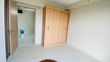 Room in 3.5 BHK Apartment at M3M Skywalk, Sector 74 – for Rent