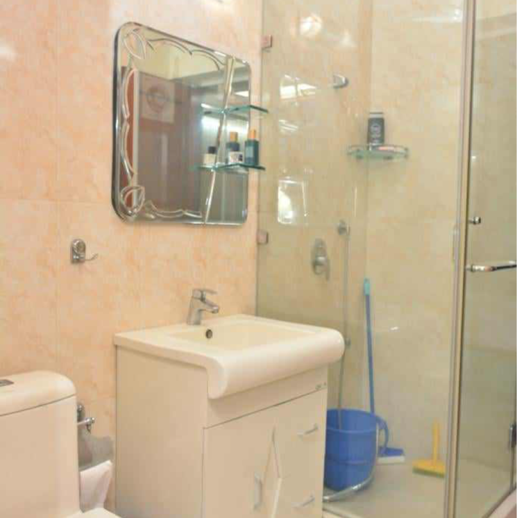 Bathroom, south extension i 2 Bedroom 1800 Sq.Ft. Builder Floor In South Extension I Delhi 8685122