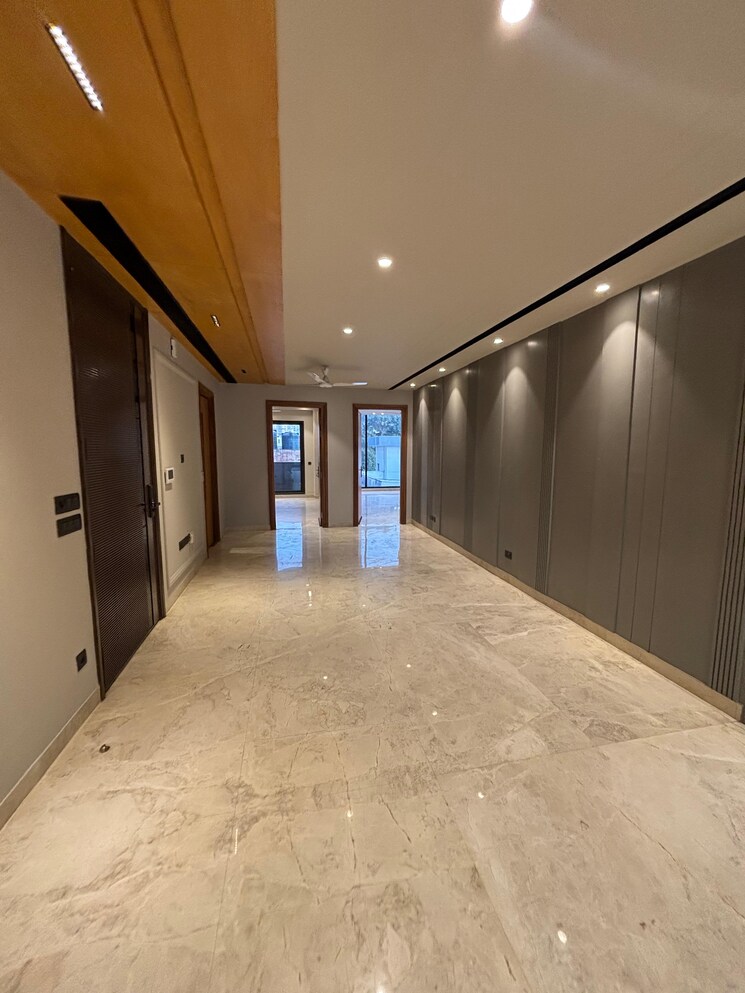 Room, dlf-city-phase-iv 4 Bedroom 360 Sq.Yd. Builder Floor In Dlf Phase iv Gurgaon 8685174