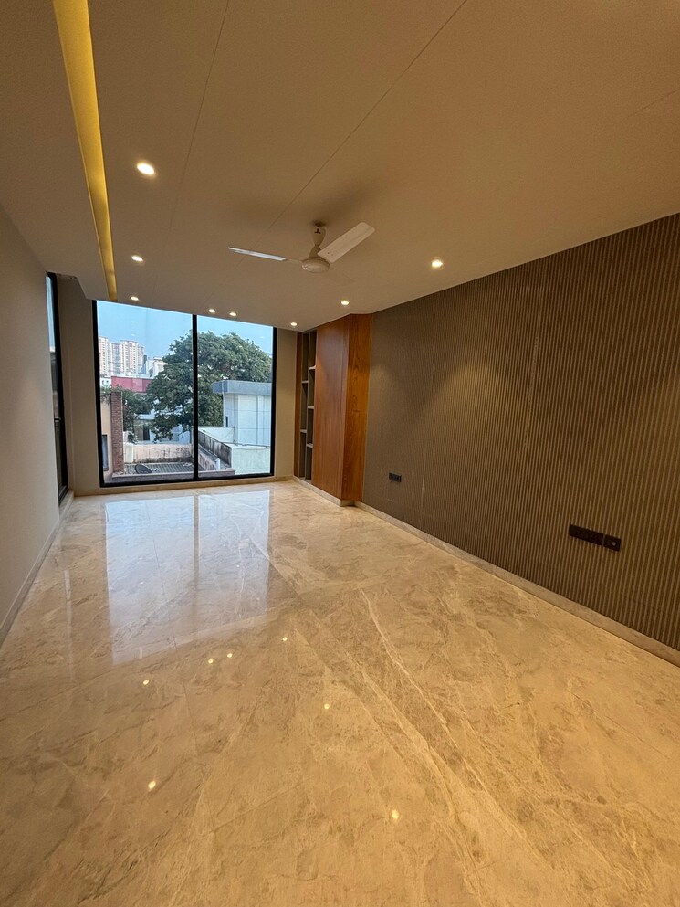 Room, dlf-city-phase-iv 4 Bedroom 360 Sq.Yd. Builder Floor In Dlf Phase iv Gurgaon 8685174