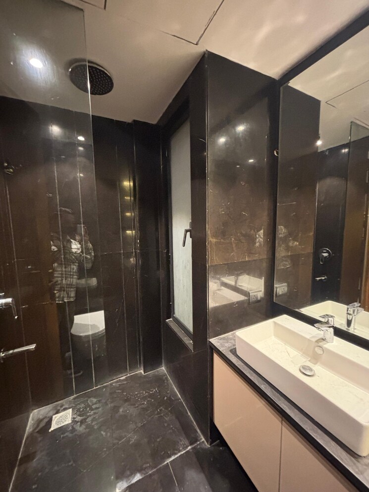 Master Bedroom, dlf-city-phase-iv 4 Bedroom 360 Sq.Yd. Builder Floor In Dlf Phase iv Gurgaon 8685174