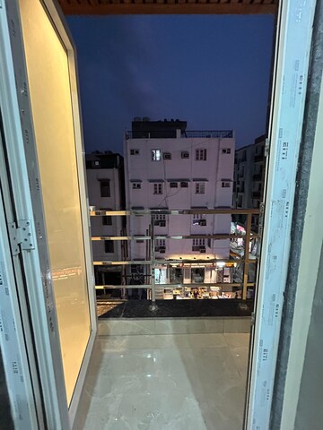 Balcony in 1 RK Builder Floor at DLF City Phase III, Sector 24 – for Rent