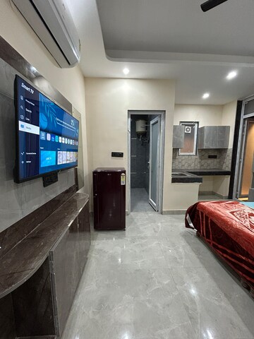 Living Room in 1 RK Builder Floor at DLF City Phase III, Sector 24 – for Rent