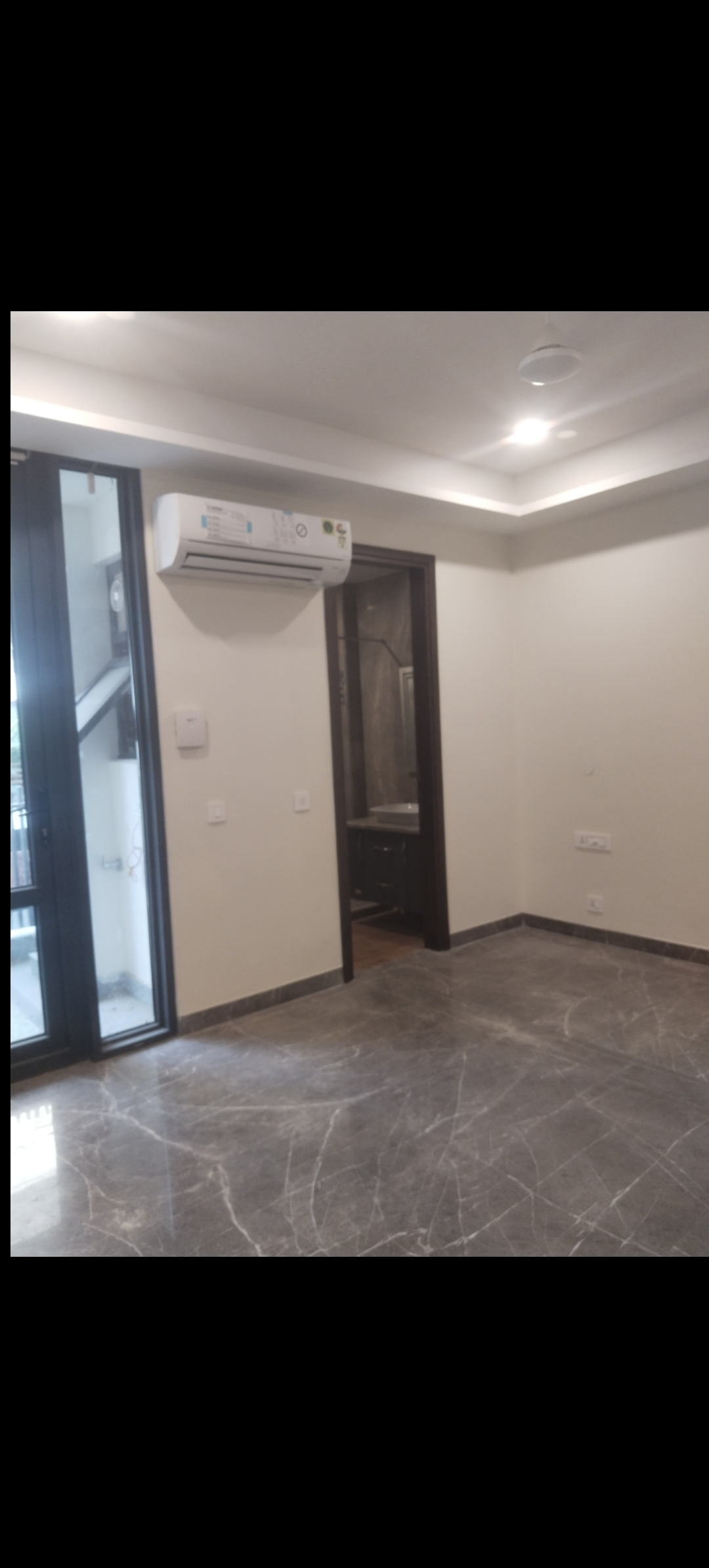 3 BHK + Servant Room,Extra Room Builder Floor For Rent in Builder Floor 