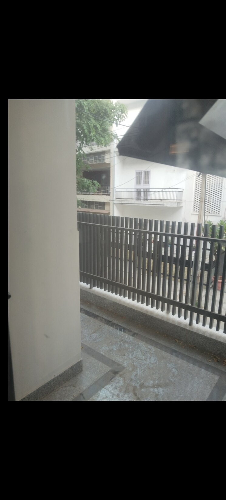 Exterior View, south extension ii 3 Bedroom 200 Sq.Yd. Builder Floor In South Extension ii Delhi 8685215