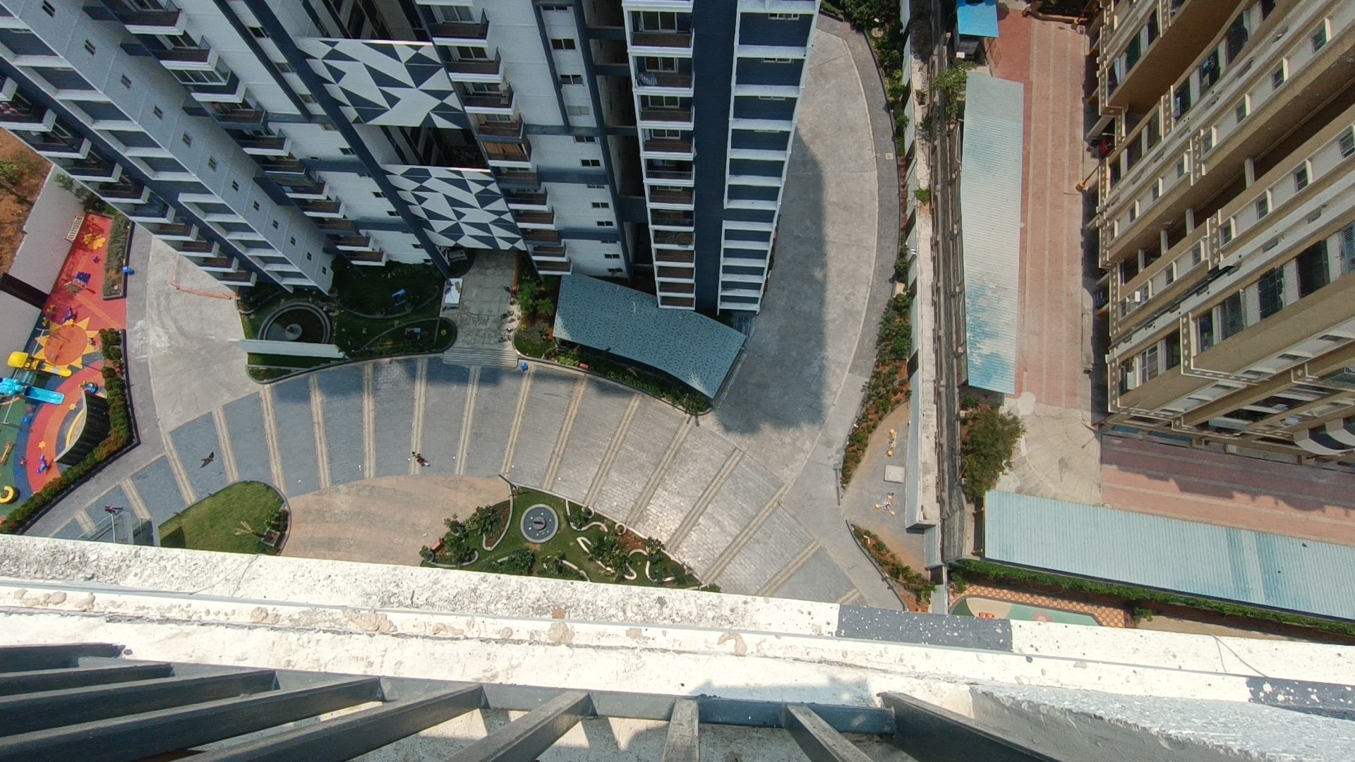 2 BHK + Pooja Room Apartment For Sale in Candeur 40