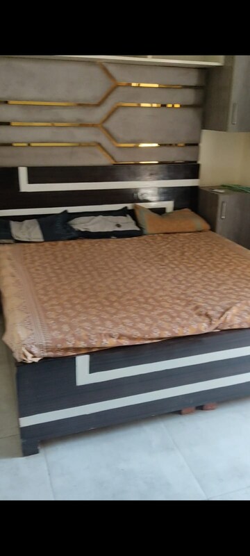 Bedroom in 3 BHK Builder Floor at Dwarka Mor – for Rent