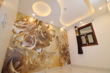 Room in 1 BHK Apartment at Dwarka Mor – for Sale