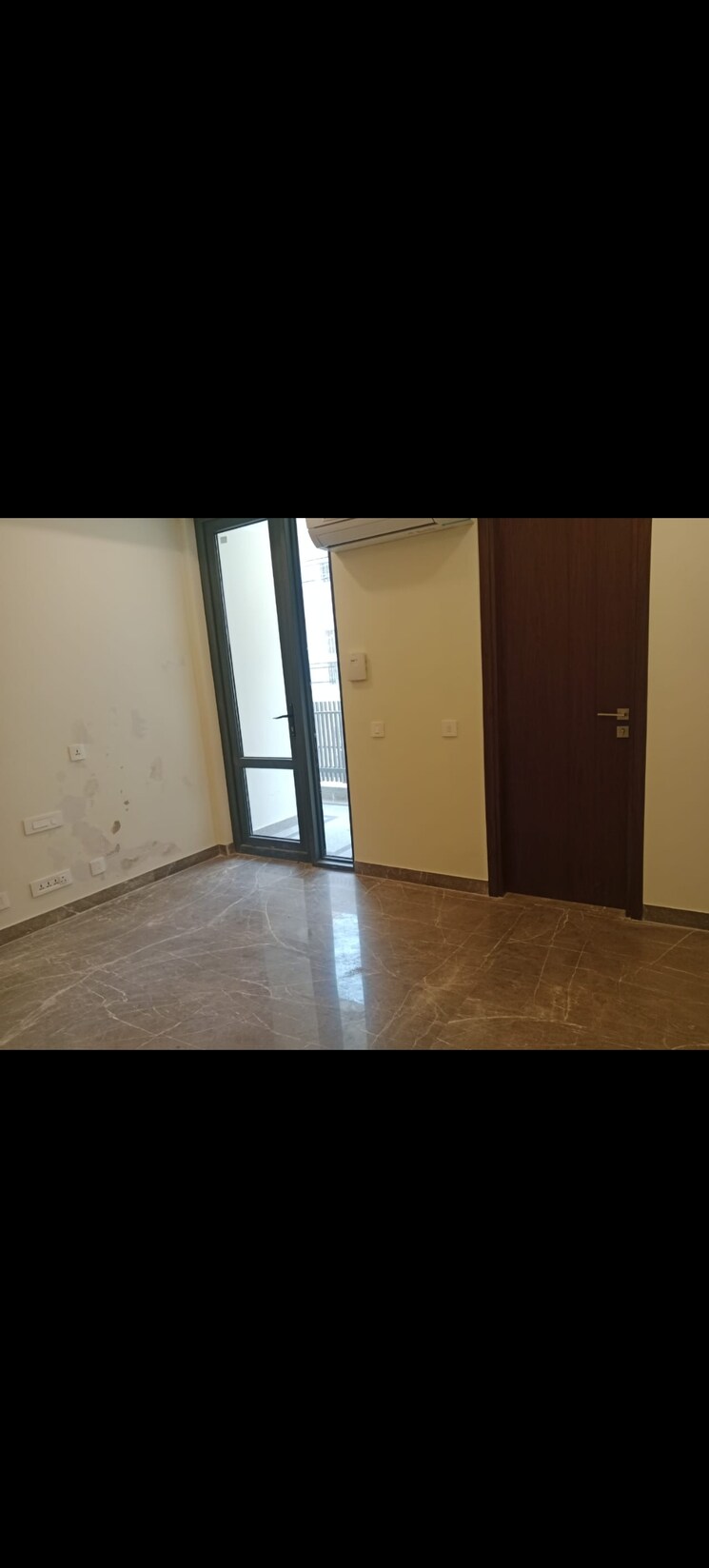 Room, green park 4 Bedroom 200 Sq.Yd. Builder Floor In Green Park Delhi 8685328