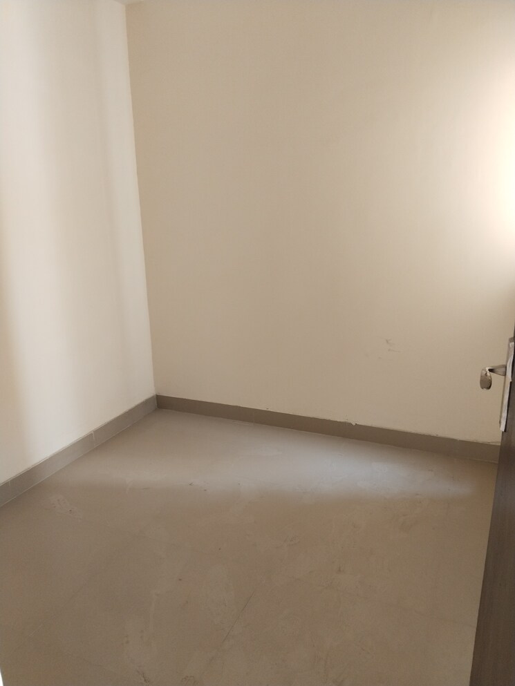 Room, amrapali-terrace-homes 2.5 Bedroom 990 Sq.Ft. Apartment In Tech Zone 4 Greater Noida Greater Noida 8685418