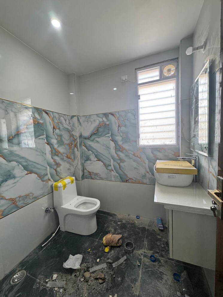 Bathroom, puppalaguda 3 Bedroom 1925 Sq.Ft. Apartment In Puppalaguda Hyderabad 8685608