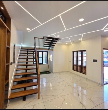 Staircase in 2.5 BHK Builder Floor at Sector 28 – for Rent