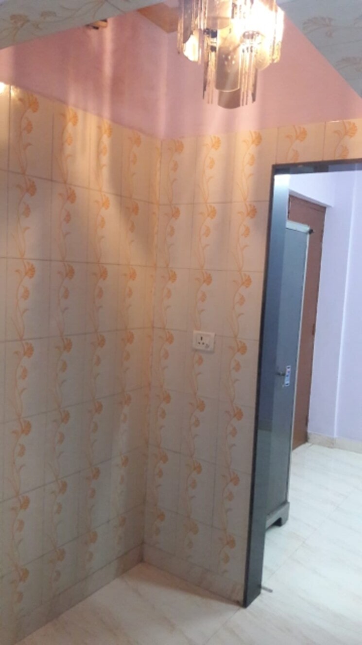 Bathroom, bindra-complex 1 RK 300 Sq.Ft. Apartment In Andheri East Mumbai 8685508