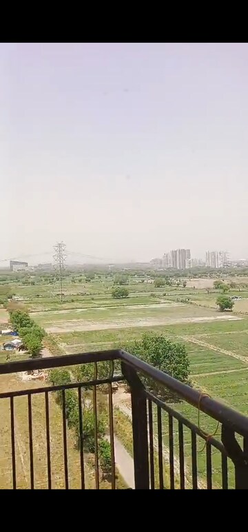 Master Bedroom in 3 BHK Apartment at Chintels Serenity, Sector 109 – for Rent