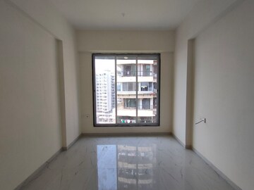 2 BHK Apartment For Sale in Shree Rashmi Jewel, Kandivali West