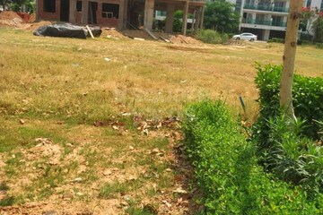  Plot – Garden View at North Mullanpur - for Sale