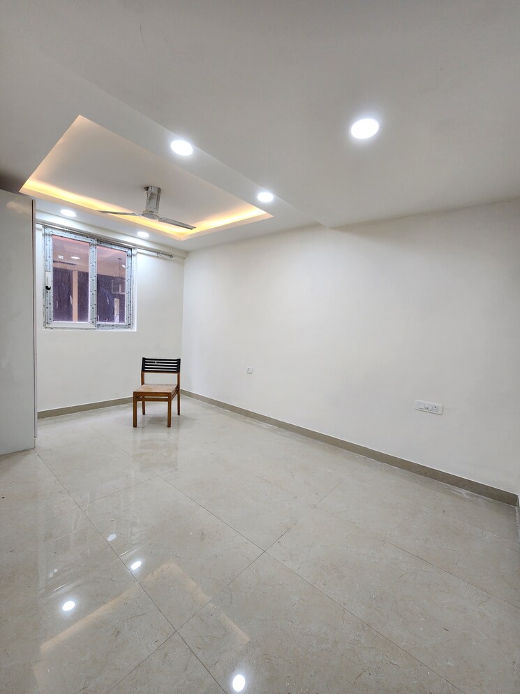 undefined, chattarpur 3 Bedroom 1200 Sq.Ft. Builder Floor In Chattarpur Delhi 8685624