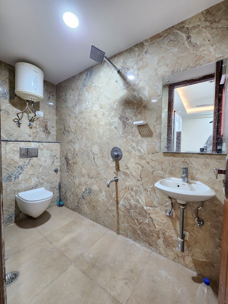 undefined, chattarpur 3 Bedroom 1200 Sq.Ft. Builder Floor In Chattarpur Delhi 8685624