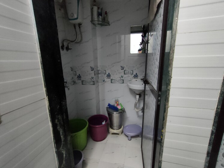 Bathroom, sector 1 charkop 2 Bedroom 750 Sq.Ft. Independent House In Sector 1 Charkop Mumbai 8685591