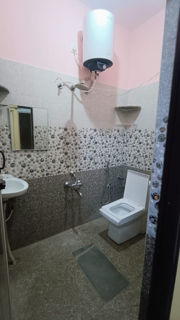 Bathroom, ramamurthy nagar 3 Bedroom 1200 Sq.Ft. Independent House In Ramamurthy Nagar Bangalore 8685824