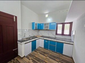 2 BHK Builder Floor For Sale in Sector 33