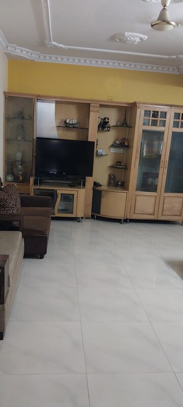 Living Room in 3 BHK Apartment at Basavanagudi – for Rent