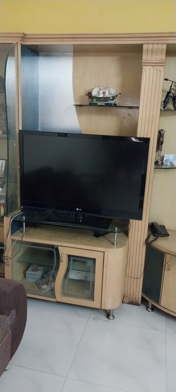 Room in 3 BHK Apartment at Basavanagudi – for Rent