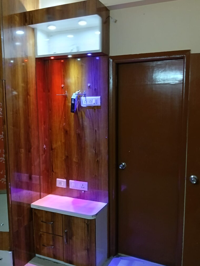 Bedroom, mahagun-mywoods 3 Bedroom 1370 Sq.Ft. Apartment In Sector 16c Greater Noida Greater Noida 8685821