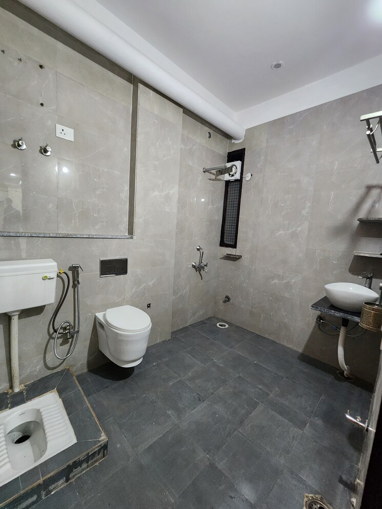 Kitchen, chattarpur 3 Bedroom 1800 Sq.Ft. Builder Floor In Chattarpur Delhi 8685884