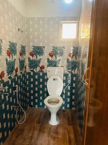 Bathroom in 2 BHK Apartment at Kolkatta Gpo – for Sale