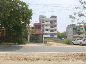  Plot – Exterior View View at DLF Royale Residences, Dlf Phase I - for Sale