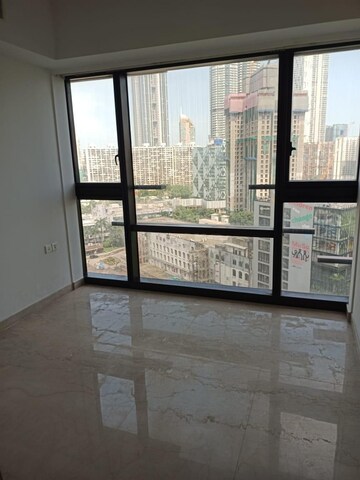 Room in 3 BHK Apartment at Lodha Trump Tower, Worli – for Rent