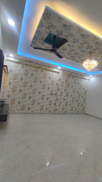 Bedroom in 3 BHK Builder Floor at Chhaproli Khadar – for Sale