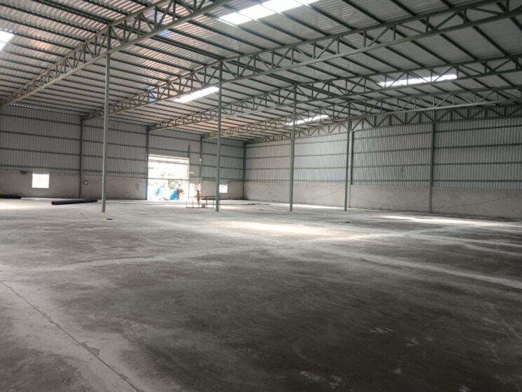  Parking, rampura Commercial Warehouse 13000 Sq.Ft. In Rampura Bangalore 8685983
